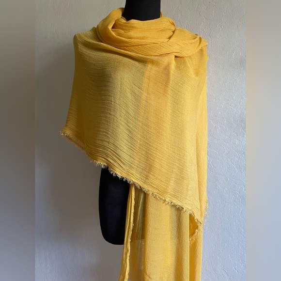 Zara yellow scarf - Picture 1 of 7